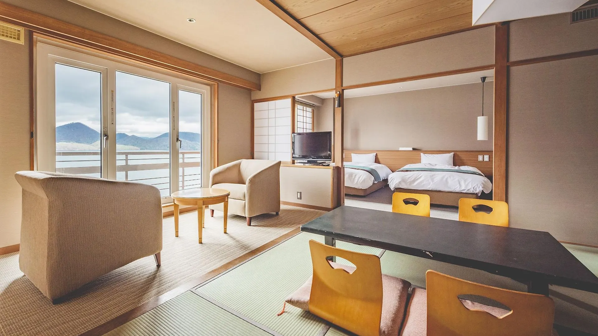洞爷湖万世阁酒店 Toyako 传统日式旅馆