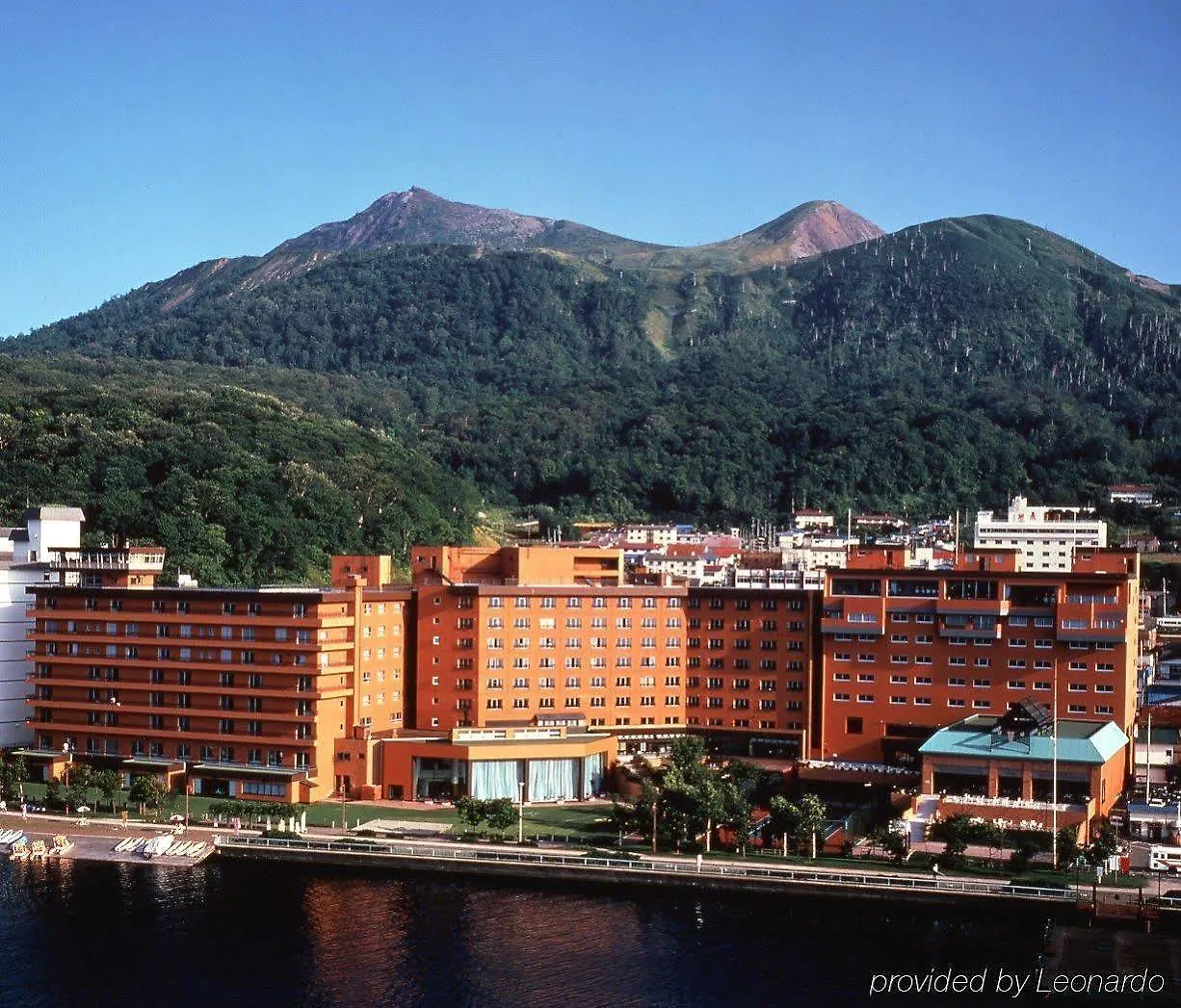 Toyako Manseikaku Hotel Lakeside Terrace 4*,  Japan