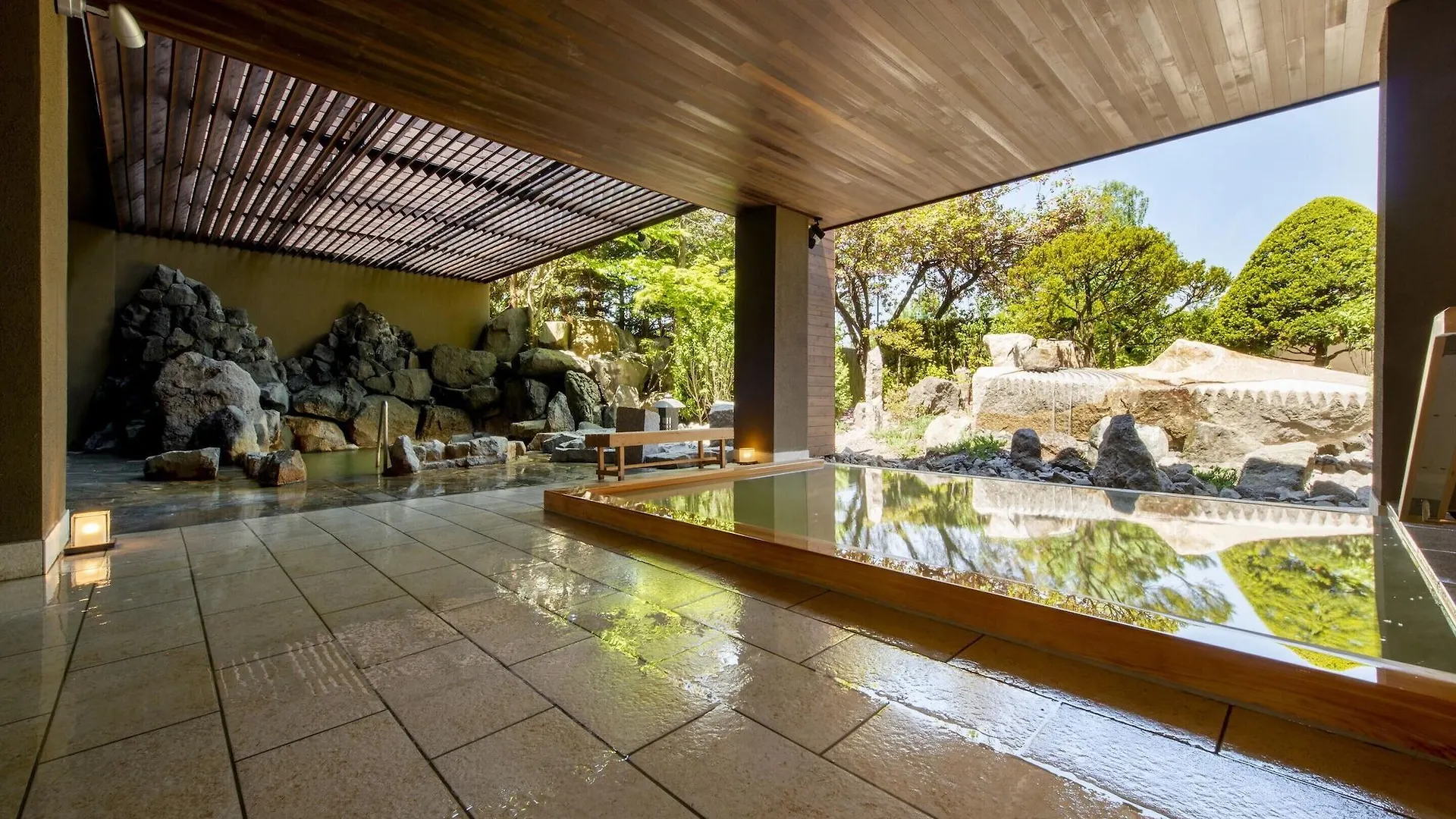 Ryokan Toyako Manseikaku Hotel Lakeside Terrace
