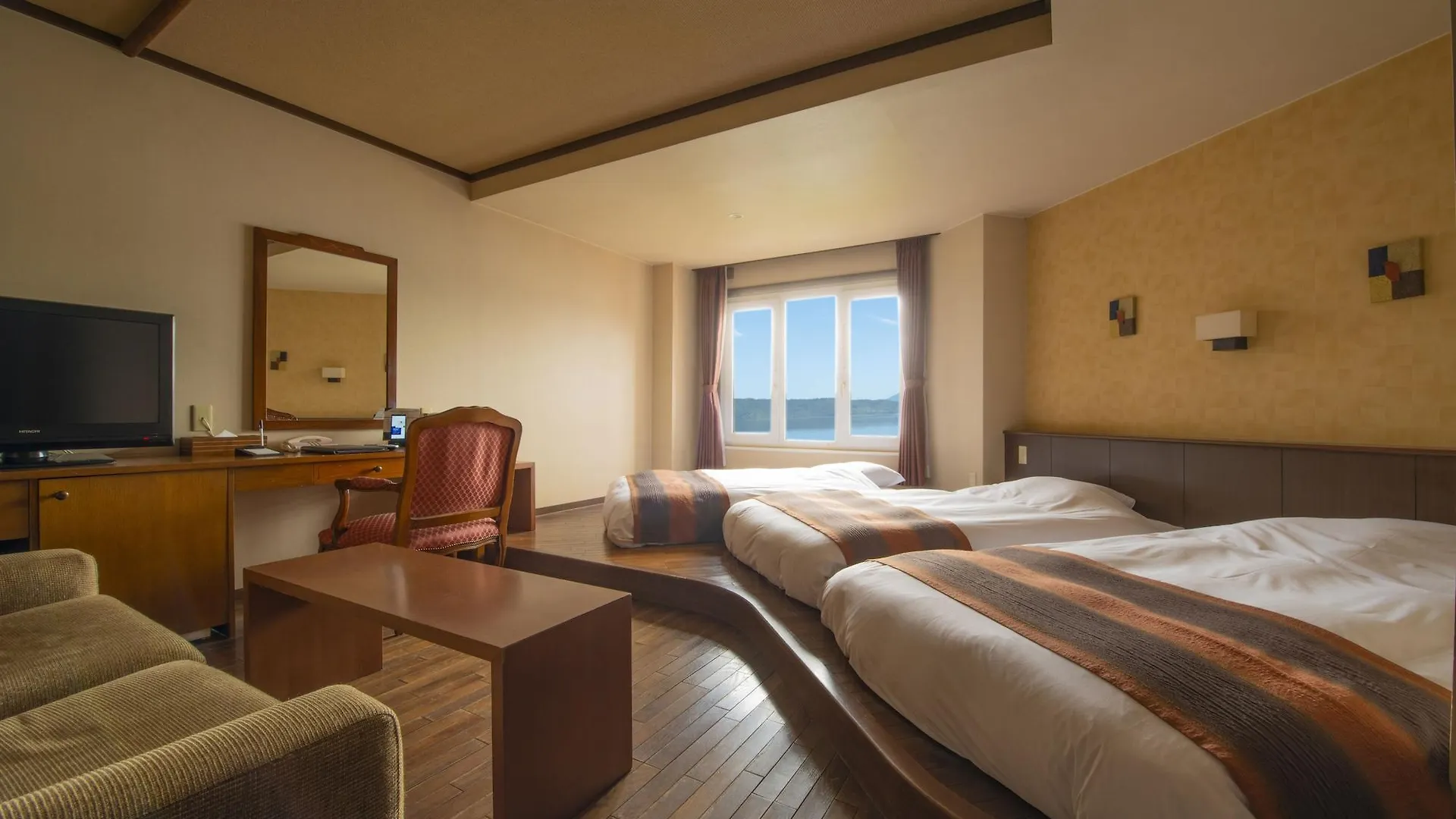 Ryokan Toyako Manseikaku Hotel Lakeside Terrace