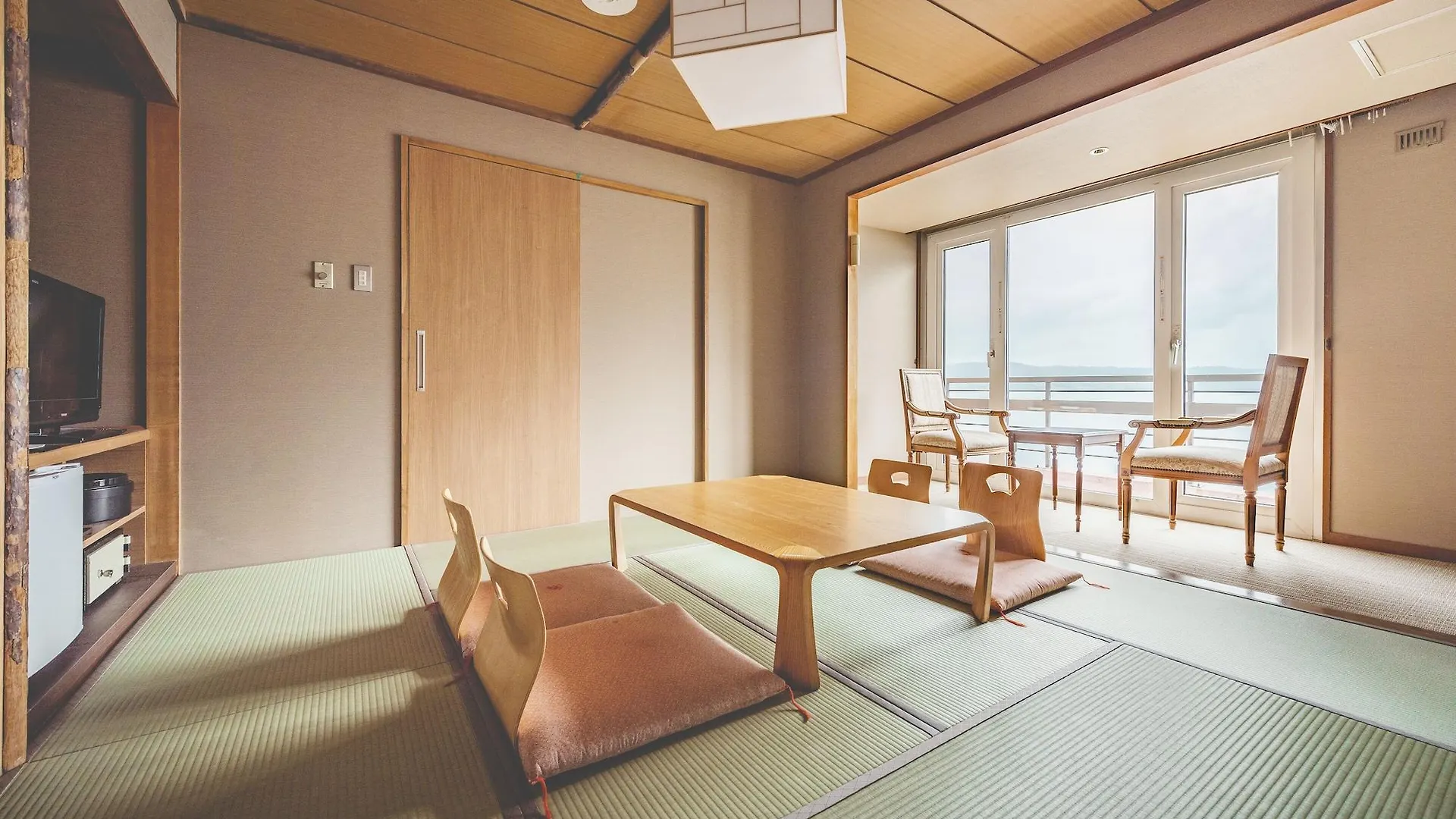 **** Ryokan Toyako Manseikaku Hotel Lakeside Terrace Japan