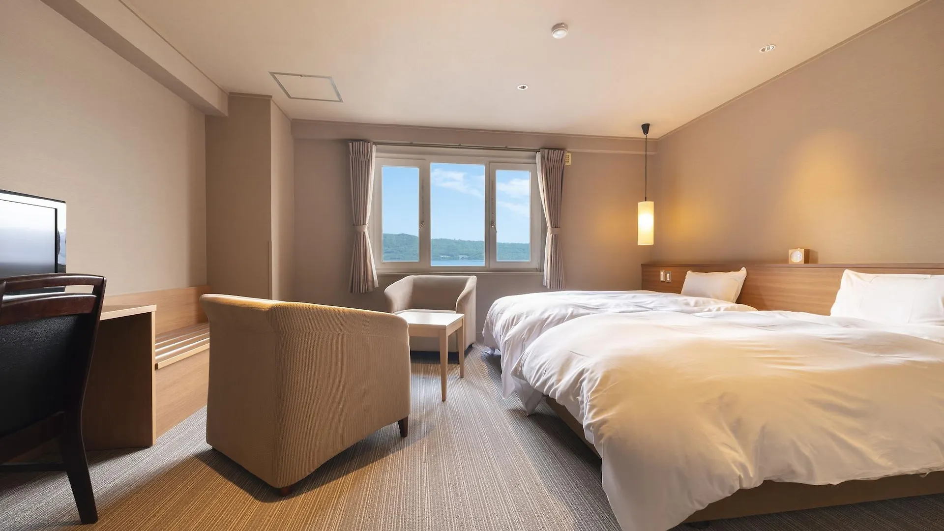 **** Ryokan Toyako Manseikaku Hotel Lakeside Terrace Japan