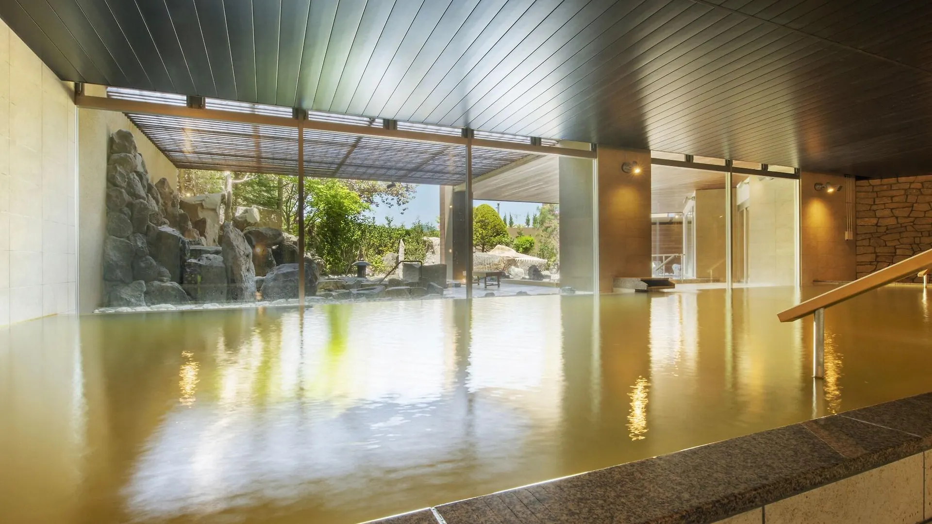 Toyako Manseikaku Hotel Lakeside Terrace Japan